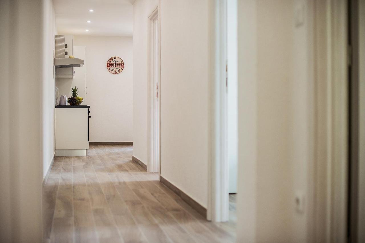 פודסטראנה Apartmani Brdar מראה חיצוני תמונה