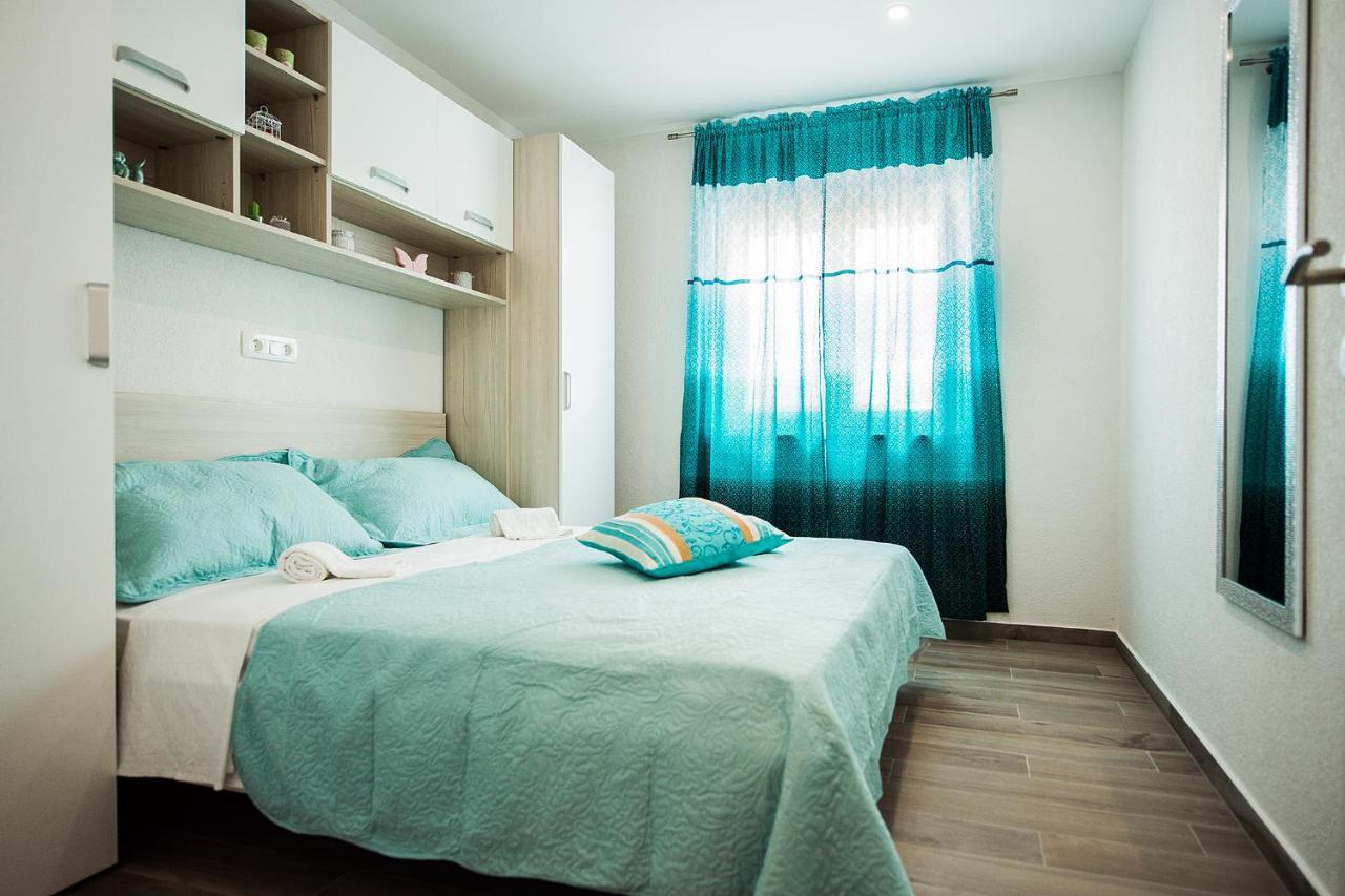 פודסטראנה Apartmani Brdar מראה חיצוני תמונה